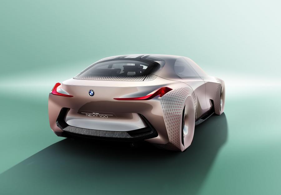  BMW Vision Next 100 2016 года  (фото 20 из 157)